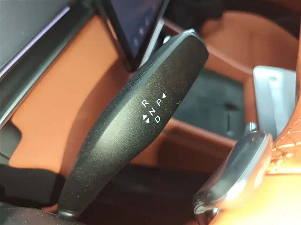 BYD Tang L L 2025 DM 175KM