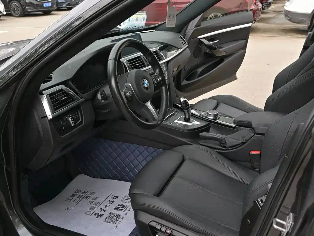 BMW 3 Series GT 320i M Sport Package, фото 14