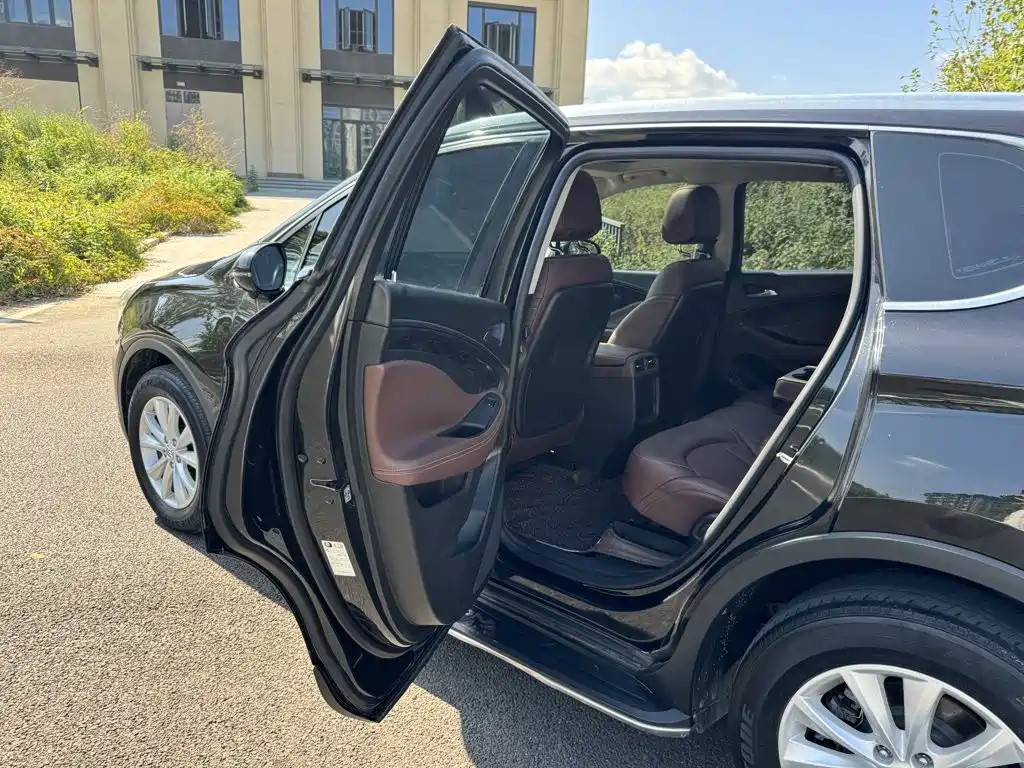 Buick Envision Plus — миниатюра 22