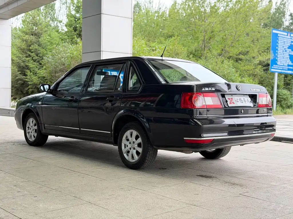 Volkswagen Santana 2008 1.8L MT Comfort