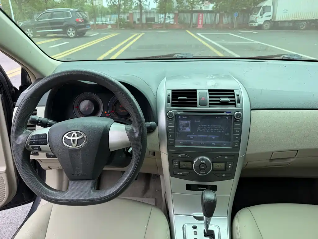 Toyota Corolla — миниатюра 8