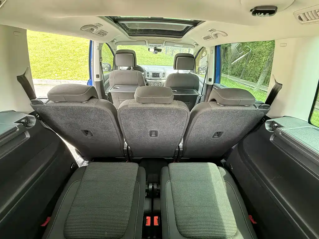 Volkswagen Sharan — миниатюра 13