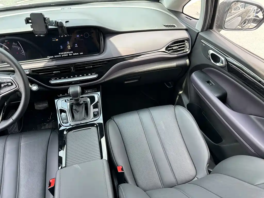 GAC Motor Trumpchi M6 — миниатюра 14