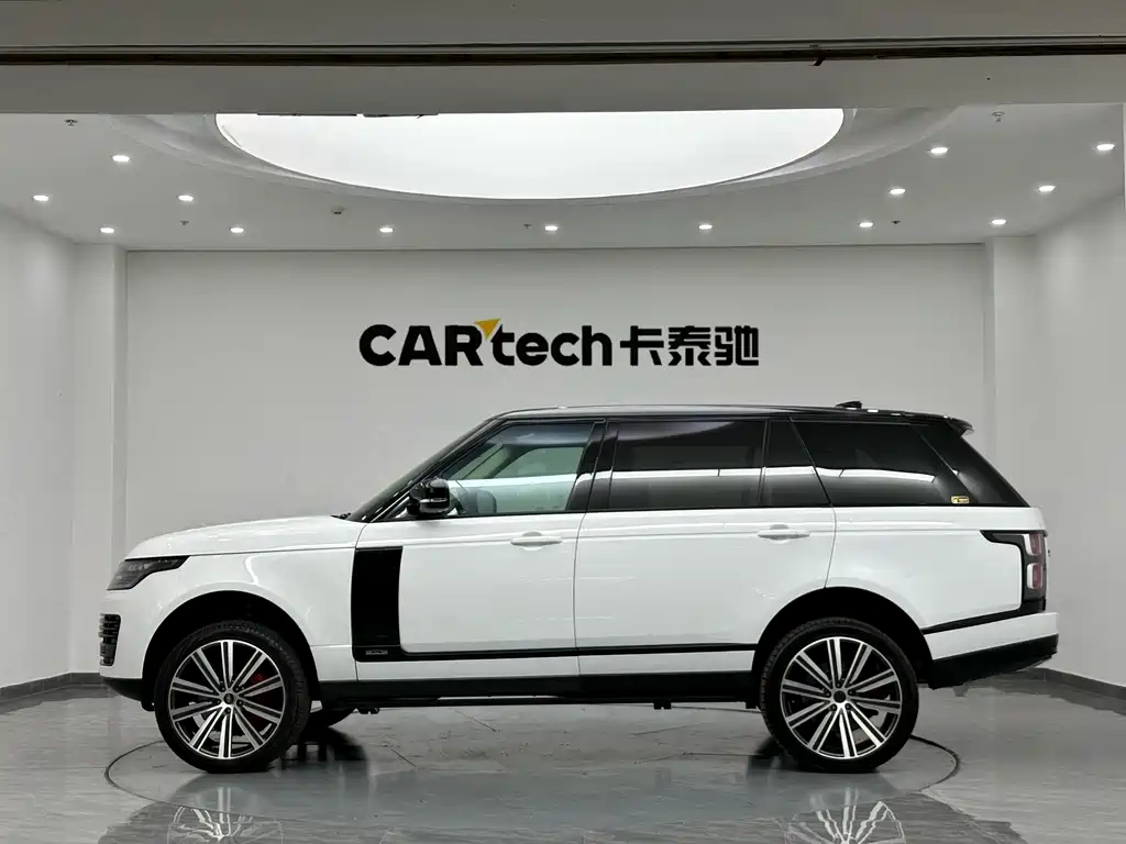 Land Rover Range Rover 2022 3.0 L6 400PS