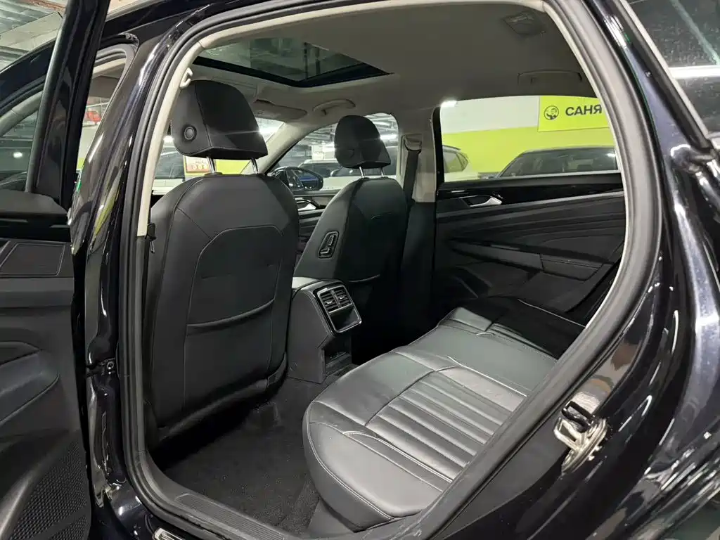 Volkswagen Passat — миниатюра 8