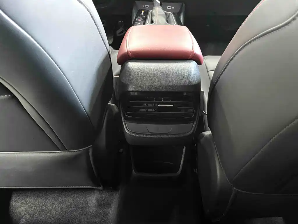 MG 5 2022 180DVVT CVT Luxury