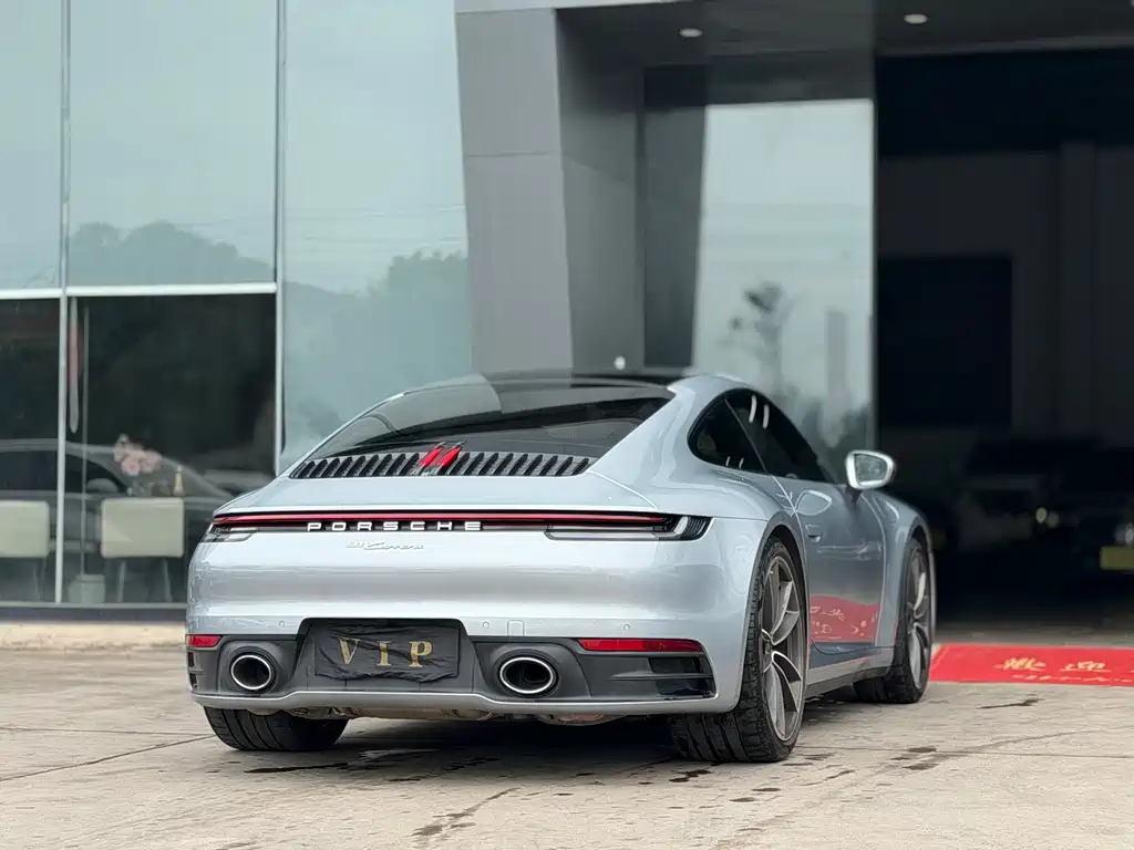 Porsche 911 2022 Carrera 3.0T