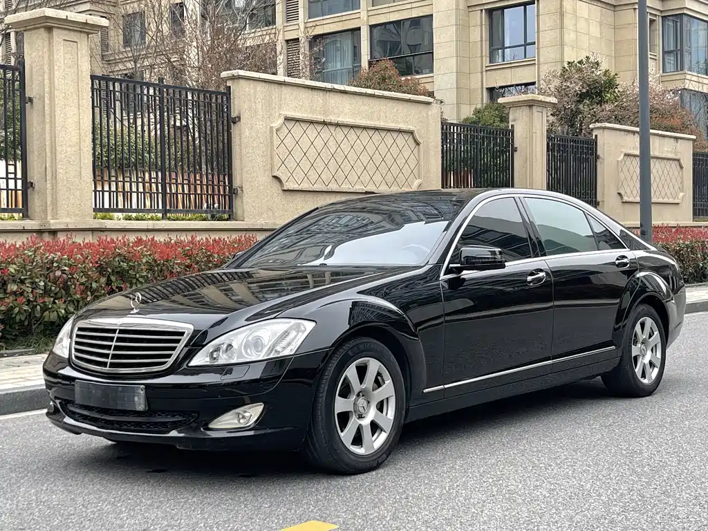 Mercedes-Benz S-Class 2007