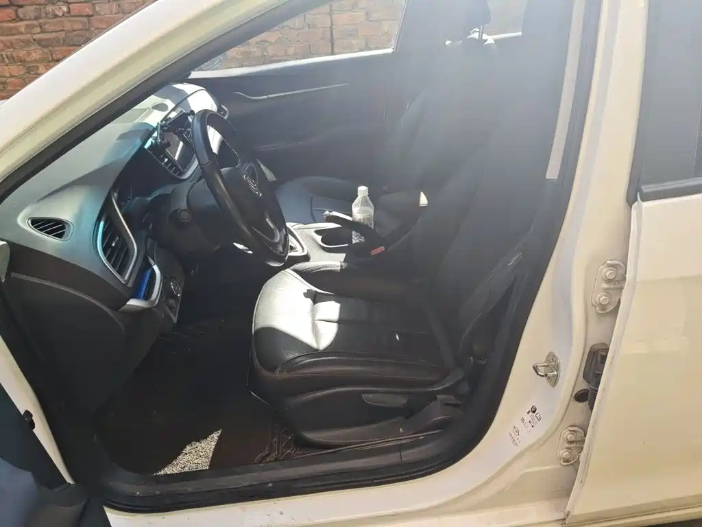 Buick Excelle — миниатюра 16