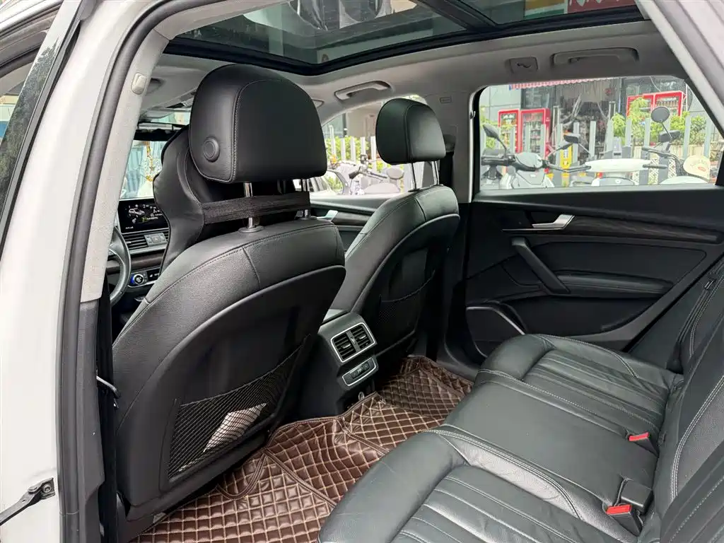 Audi Q5L 2020 45 TFSI Premium Fashion
