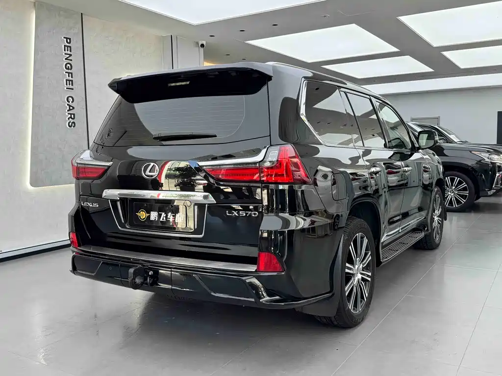 Lexus LX — фотографии объявления, Фото 13