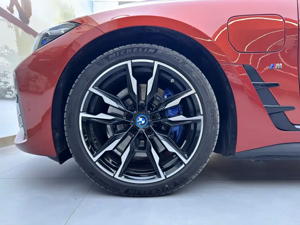 BMW i4 M 2023 M50