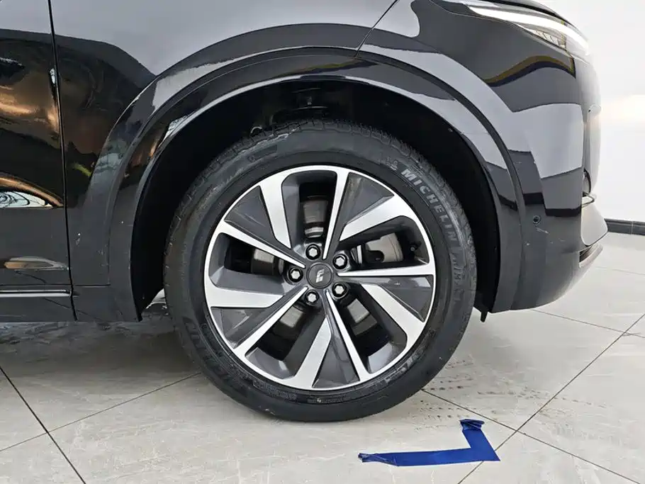 Li Auto Li ONE — миниатюра 6