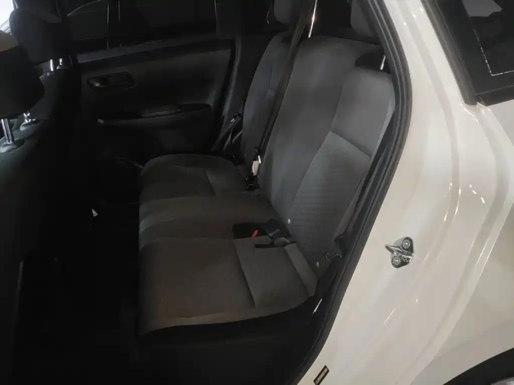 Honda Fit — миниатюра 17