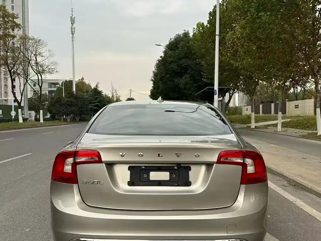 Volvo S60 2015 S60L 2.0T