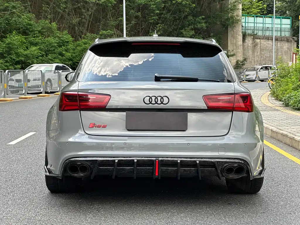 Audi RS 6 2016 RS 6 4.0T Avant