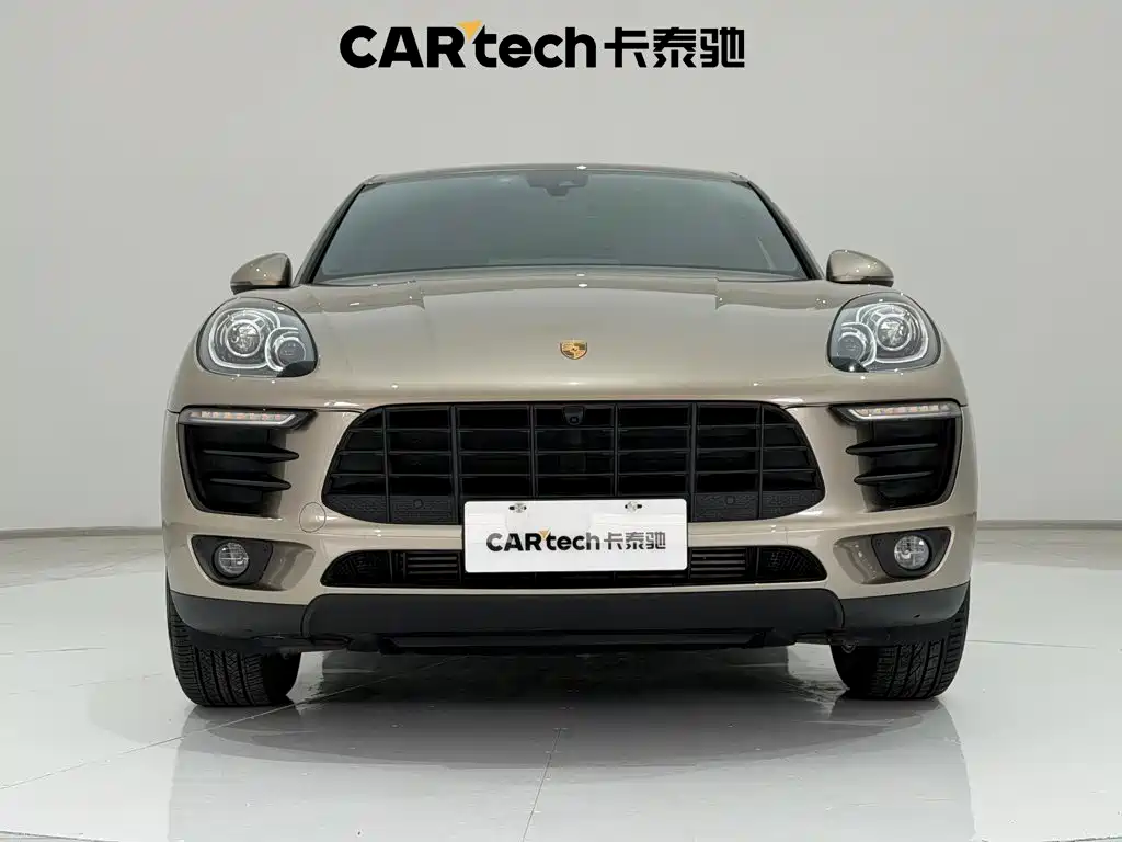 Porsche Macan — миниатюра 3