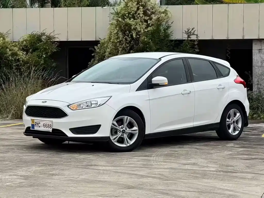 FORD FOX