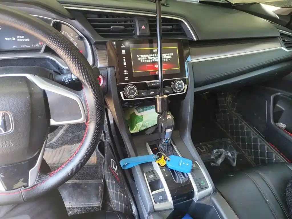 Honda Civic — миниатюра 16