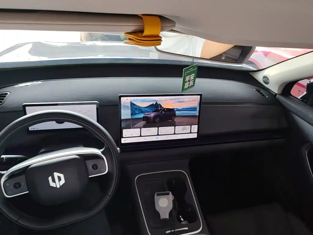 Leapmotor Leapmotor C10 — миниатюра 10