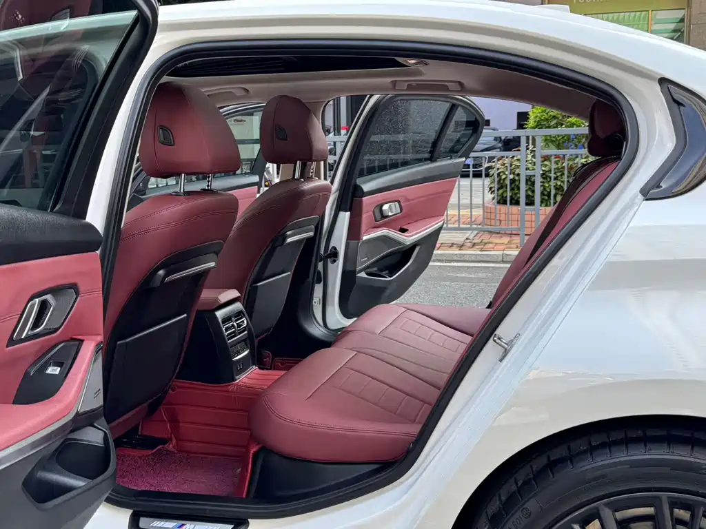 BMW 3 Series — миниатюра 8