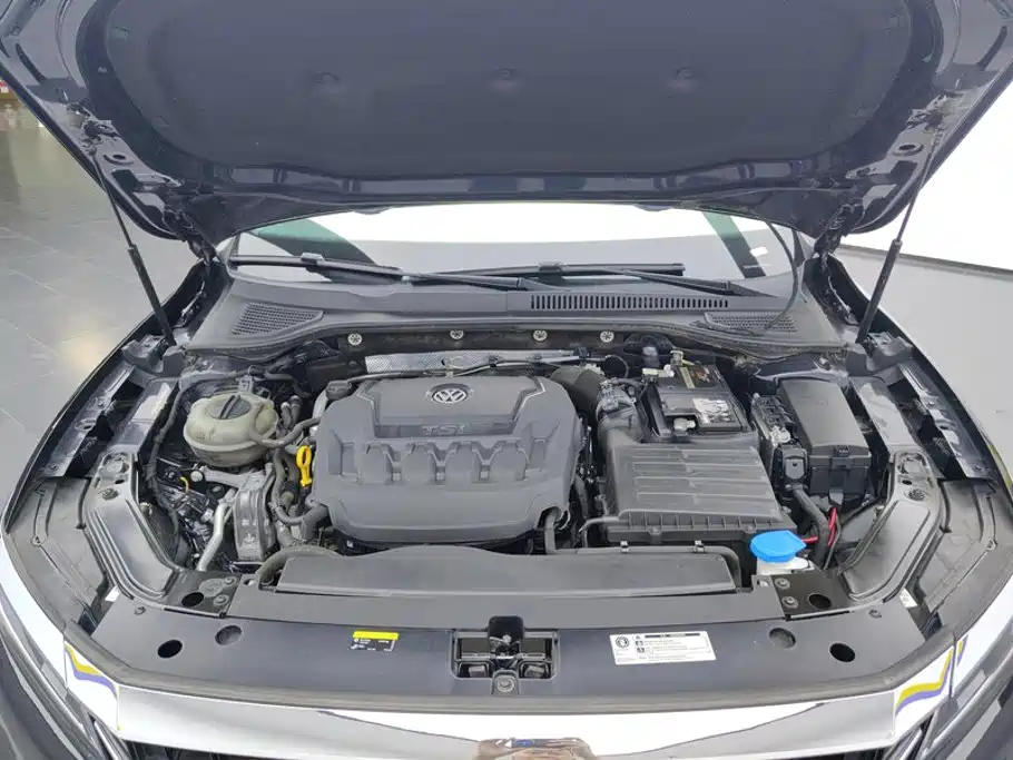 Volkswagen Passat 2020 330TSI Elite VI