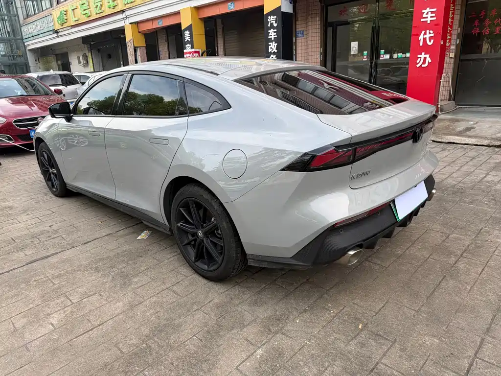Changan UNI-V iDD — миниатюра 12
