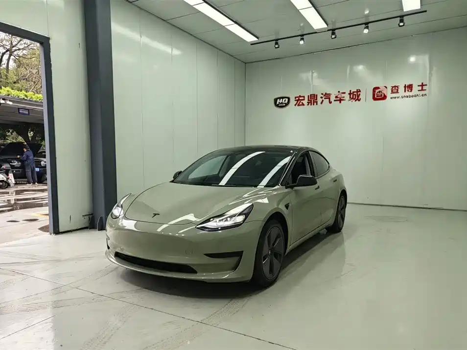 Tesla Model 3 2023