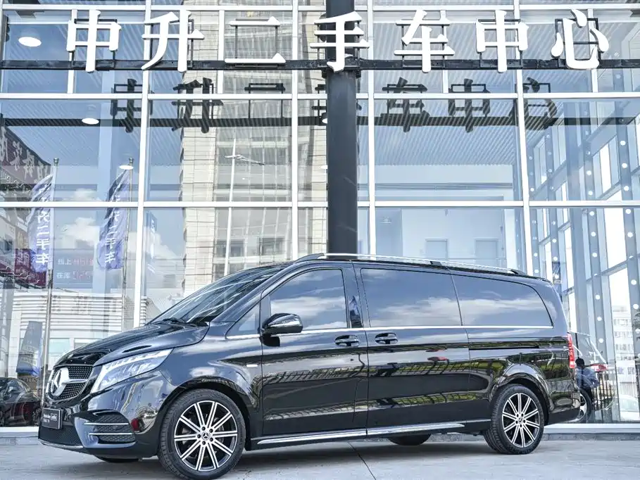 Mercedes-Benz V-Class 2023