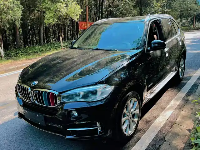 BMW  X5 2018