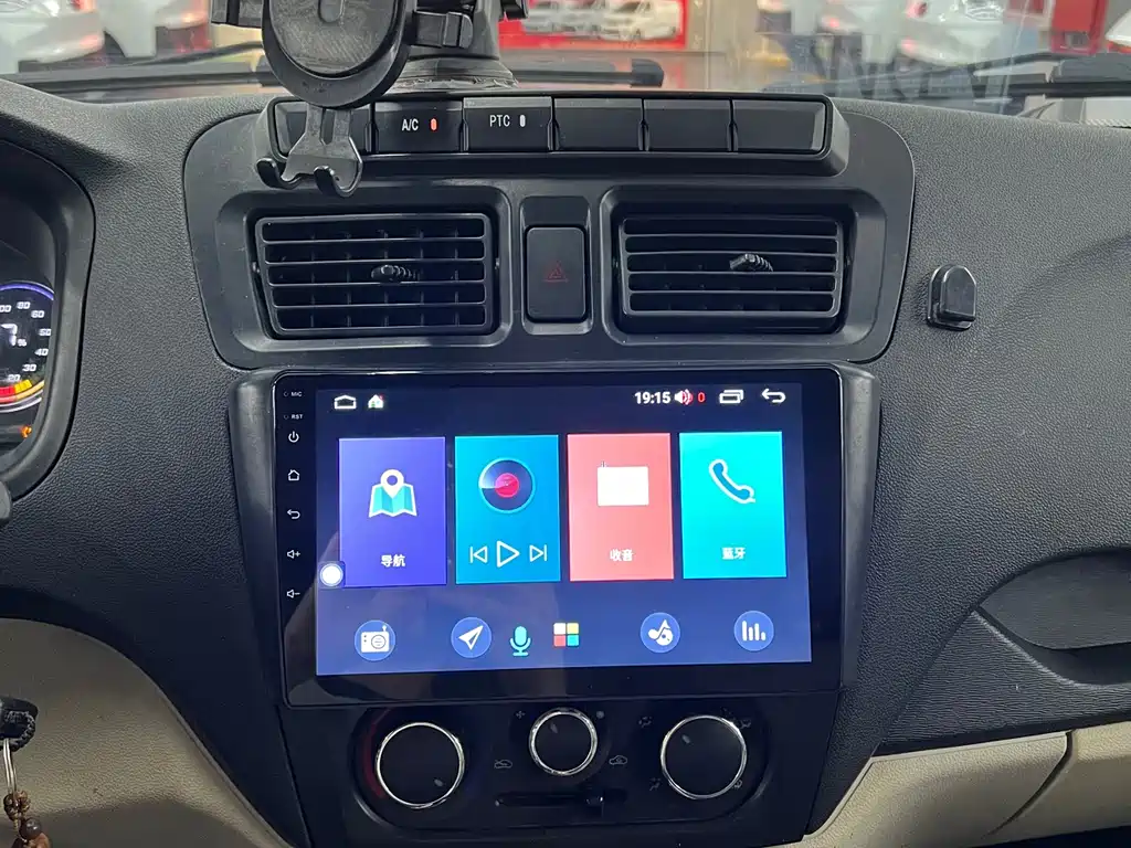 CHANGAN CHANGAN RUIXING EM80