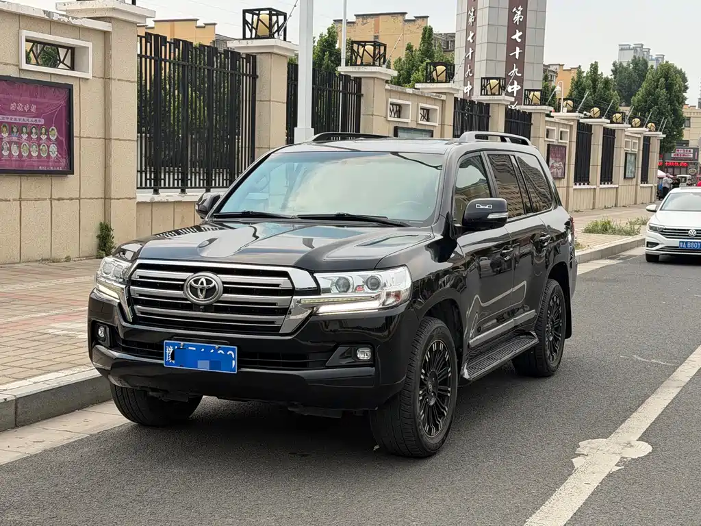 Toyota Land Cruiser 2019