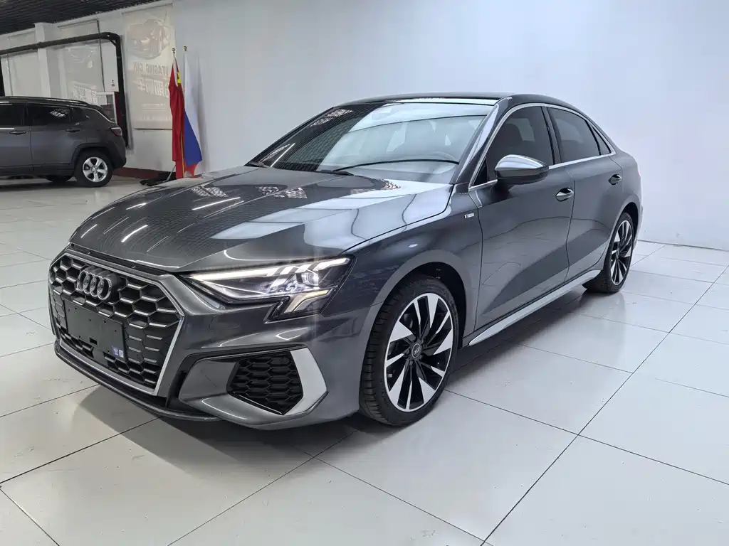Купить Audi A3