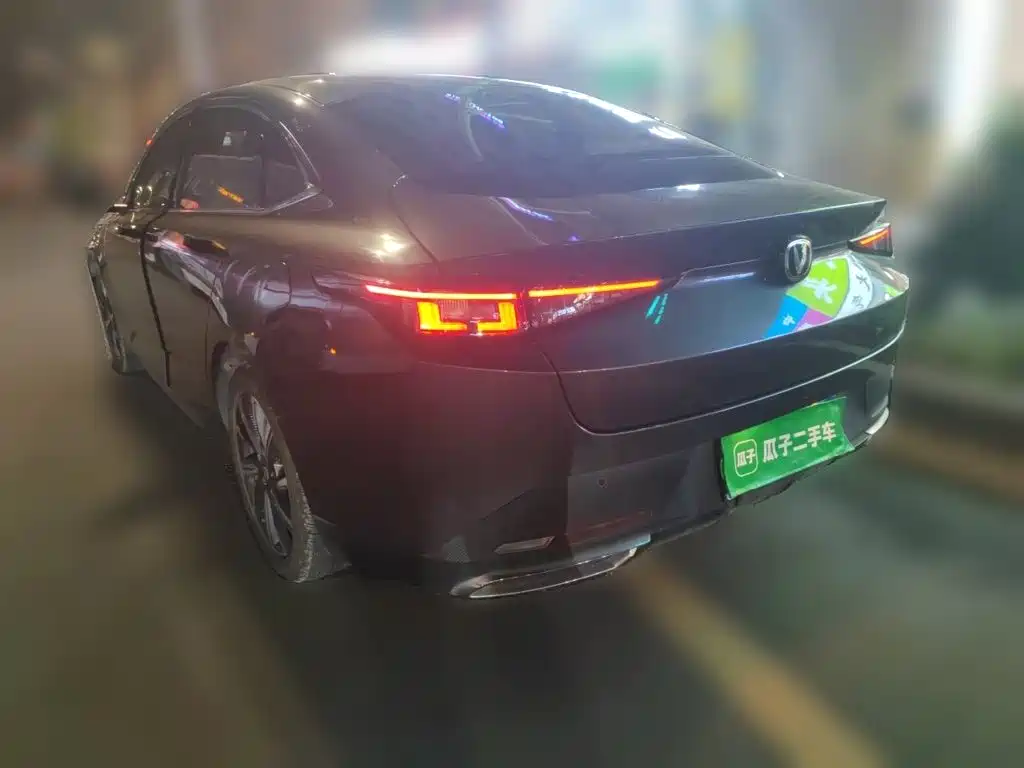 Changan Eado — миниатюра 4
