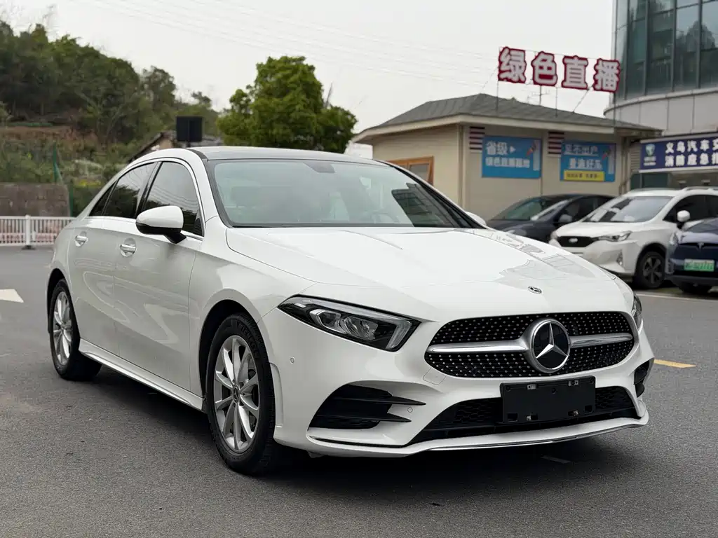 Mercedes-Benz A-Class A 2021 A 200 L Sport Fashion
