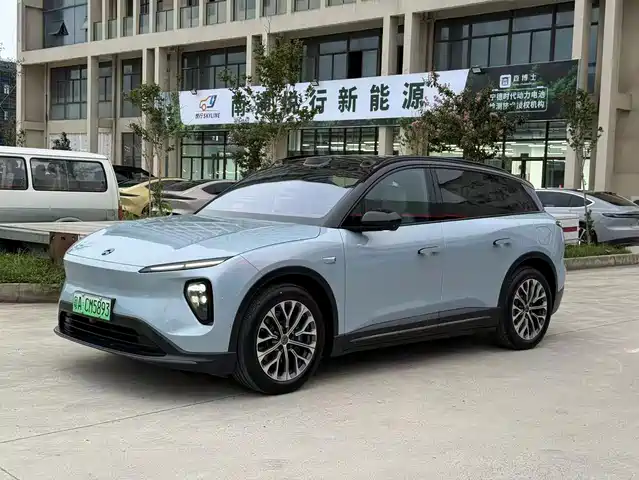 2023 Nio ES6