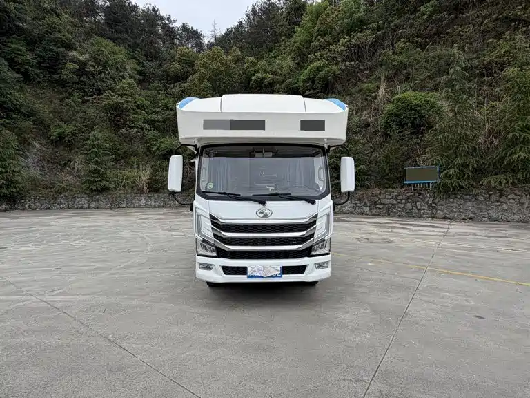 Maxus SAIC MAXUS V100 V100 2023 2.0T V100