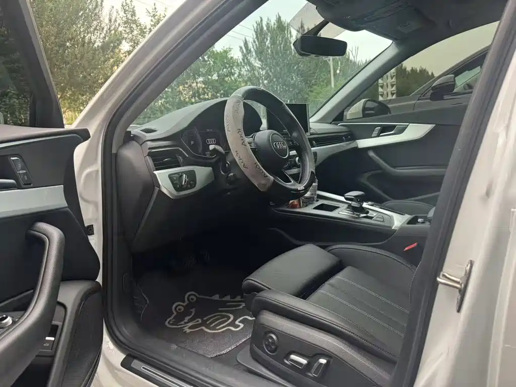 Audi A4L 2024 40 TFSI Fashion