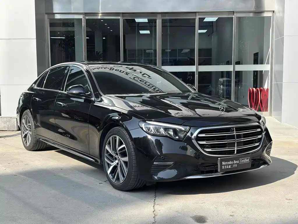 Mercedes-Benz E-Class E 2024 E 300 L Fashion