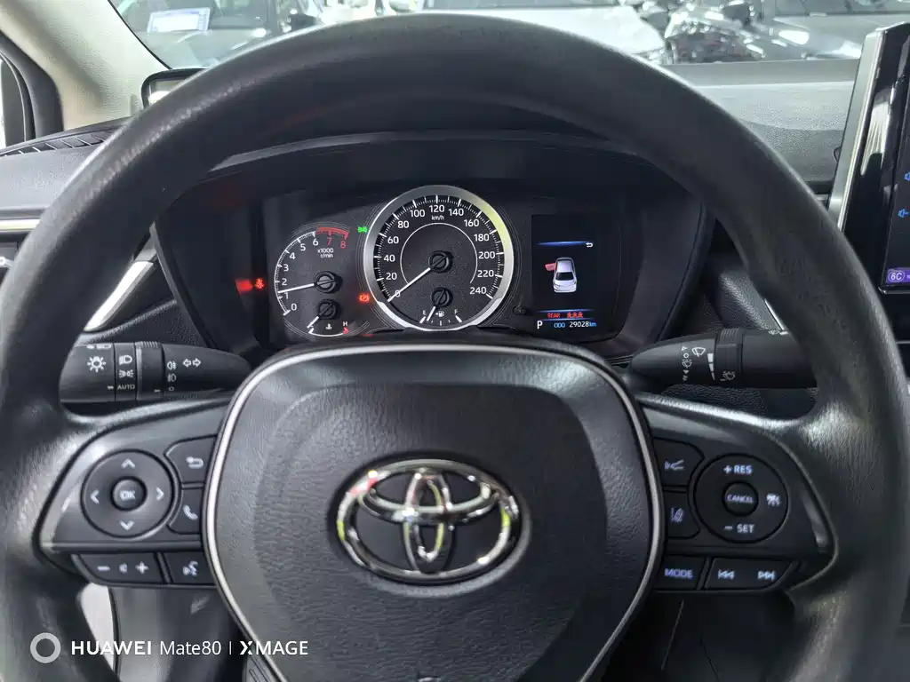 Toyota Corolla — миниатюра 10