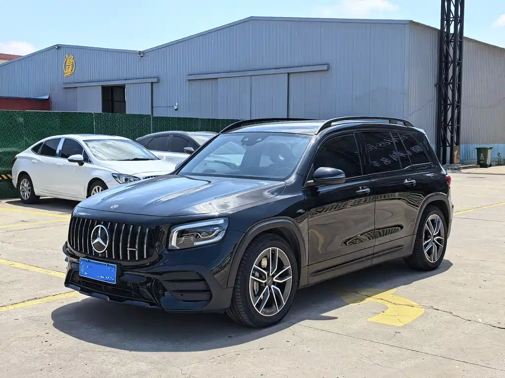 Mercedes-Benz GLB AMG 2024