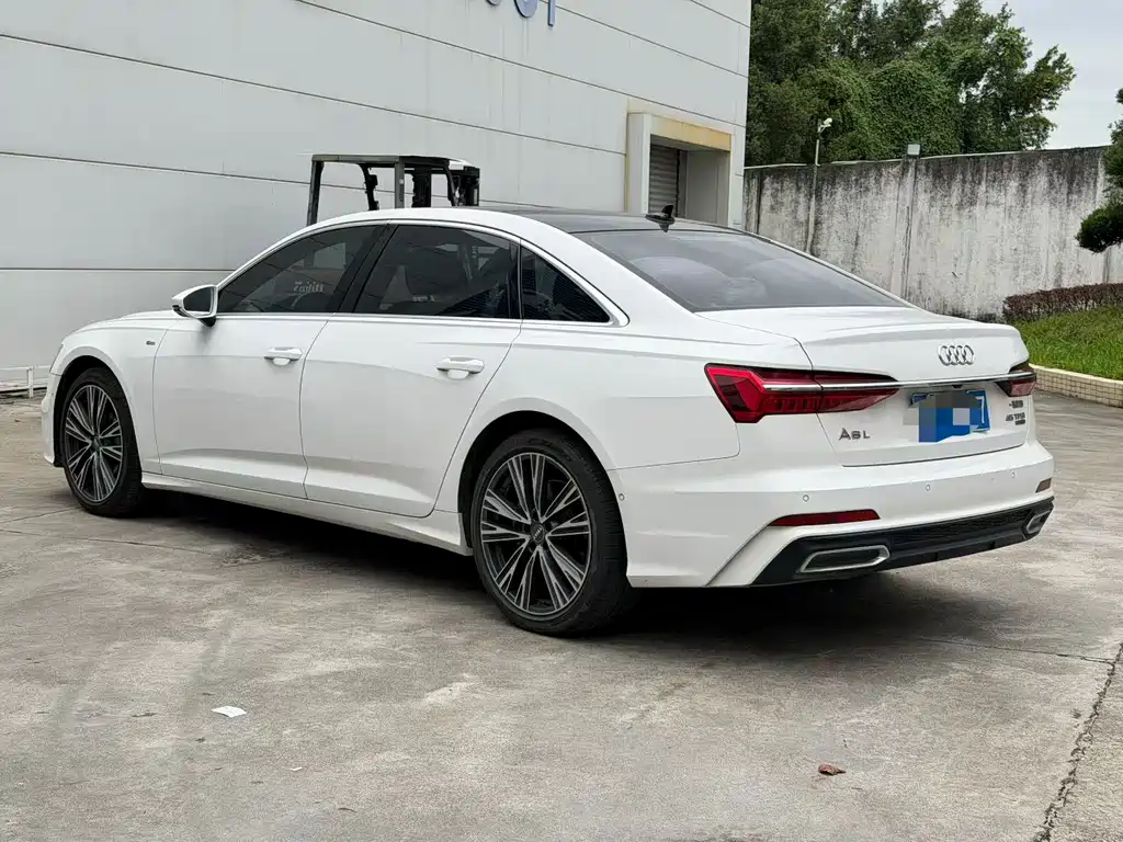 Audi A6L — миниатюра 3