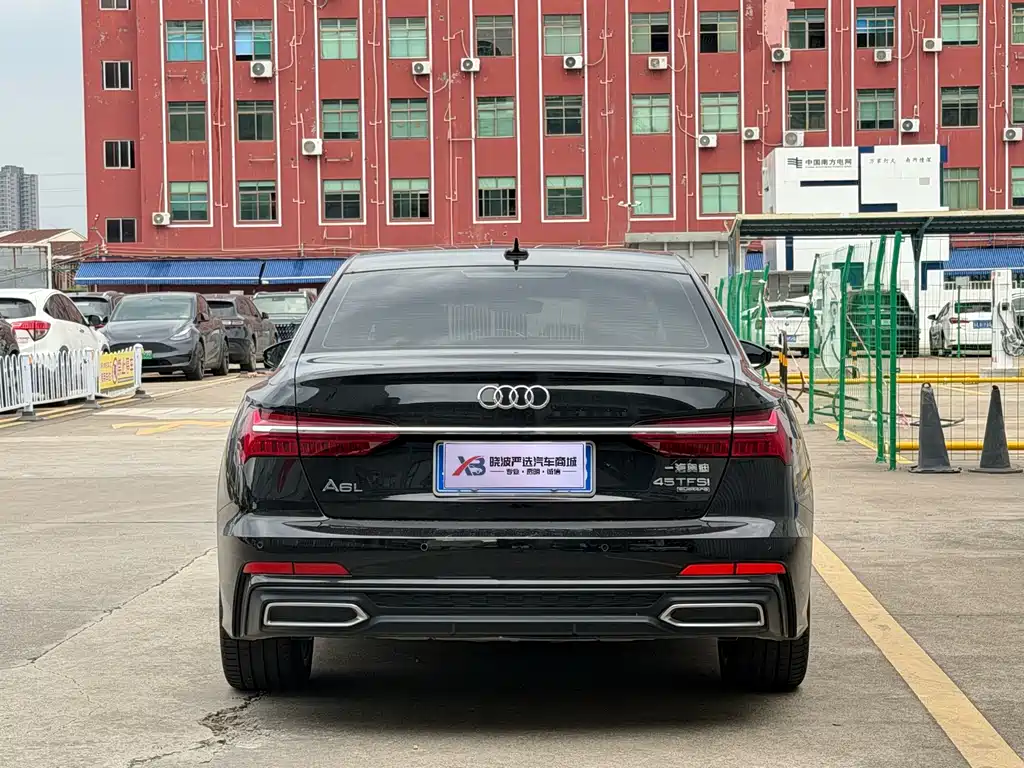 Audi A6L 2022 45 TFSI quattro