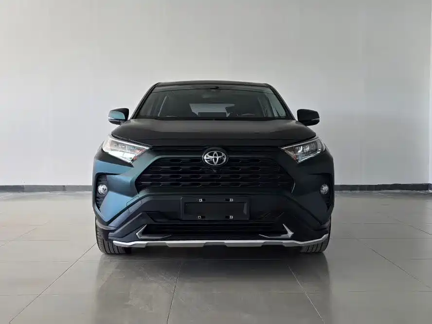 Toyota RAV4 — миниатюра 2