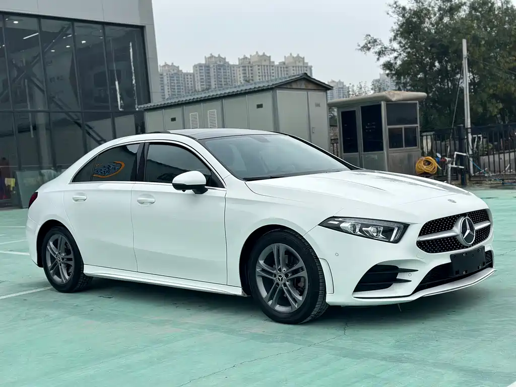 MERCEDES-BENZ A CLASS