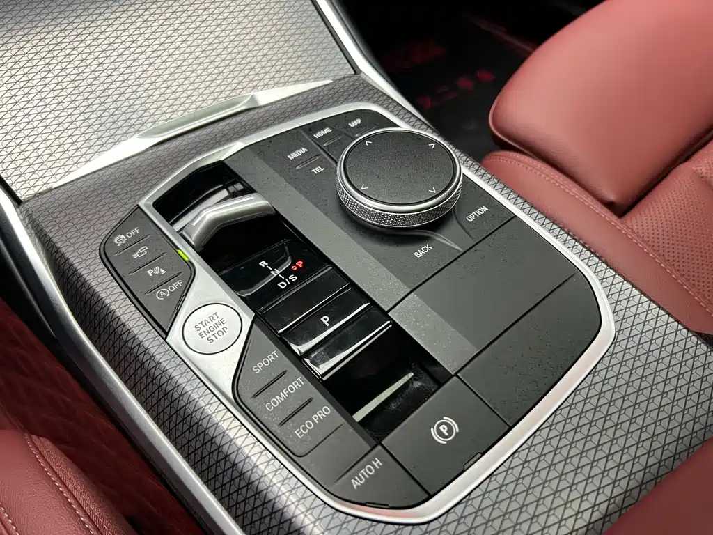 BMW 3 Series — миниатюра 14