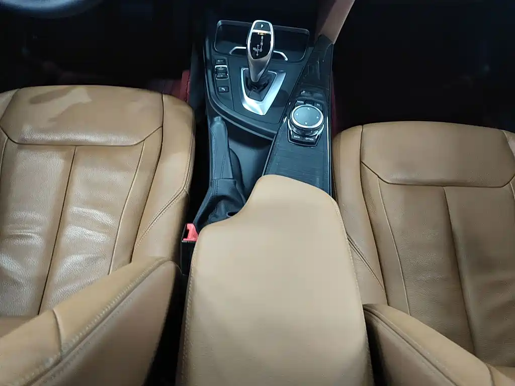 BMW 3 Series GT — миниатюра 6