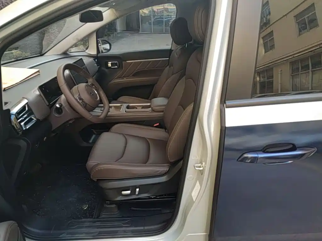 Wuling Xingguang 730 New Energy — миниатюра 15