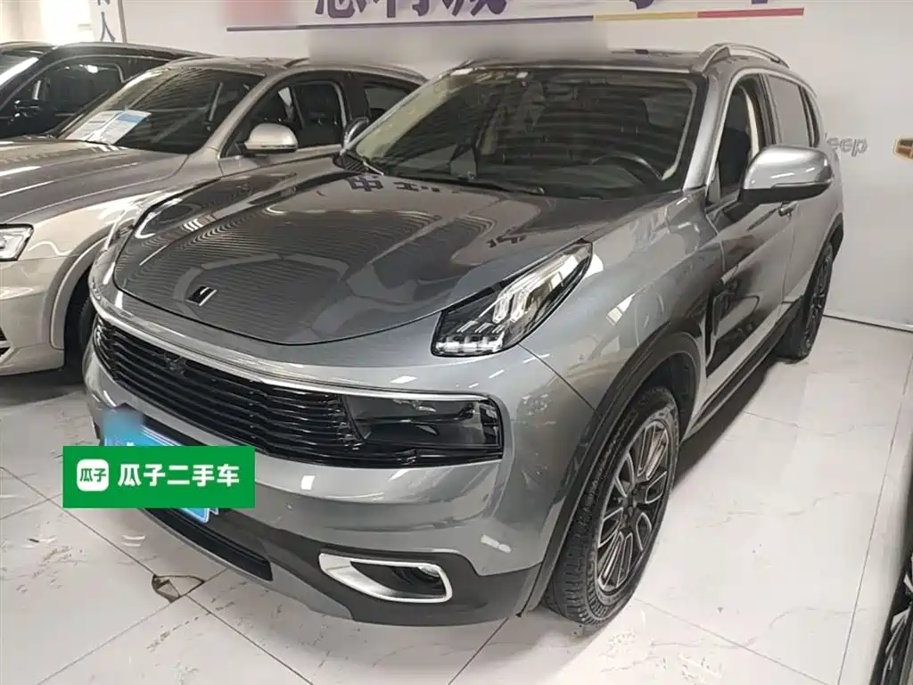 Lynk & Co 01 2020