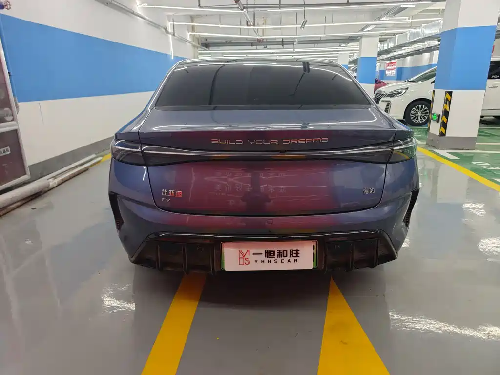 BYD SEAL
